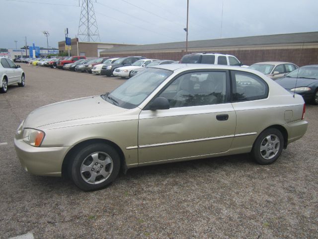 2002 Hyundai Accent XLS