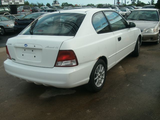 2002 Hyundai Accent XLS