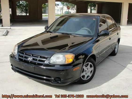 2003 Hyundai Accent Slt,4x4,1-owner,3rd Seat