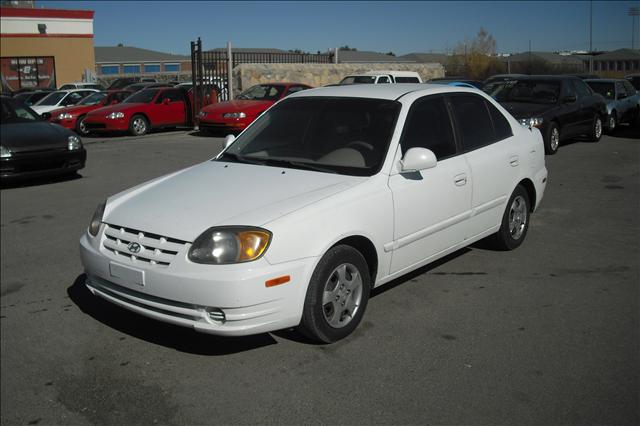 2003 Hyundai Accent S Sedan