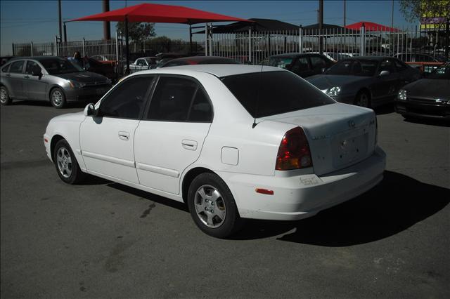 2003 Hyundai Accent S Sedan