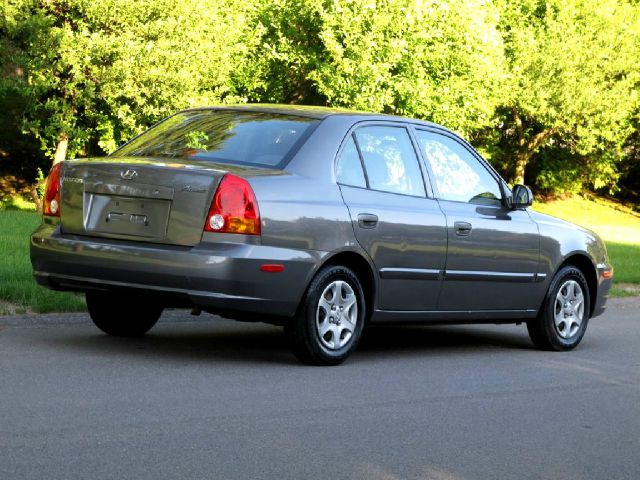 2003 Hyundai Accent Slt,4x4,1-owner,3rd Seat
