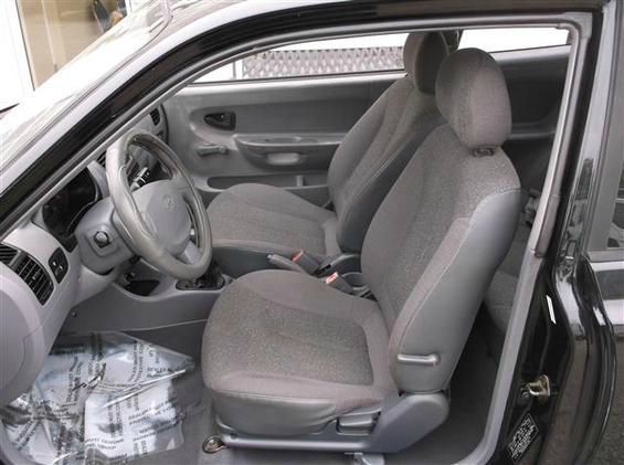 2003 Hyundai Accent LX Coupe 4-spd AT