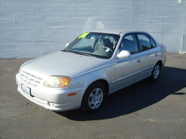 2004 Hyundai Accent Shawd