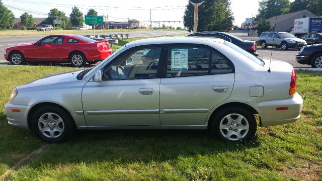 2005 Hyundai Accent 4WGN