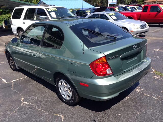 2005 Hyundai Accent LS Flex Fuel 4x4 This Is One Of Our Best Bargains