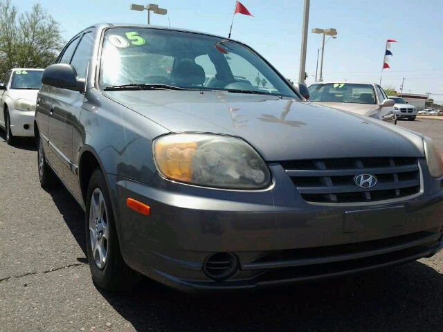 2005 Hyundai Accent S Sedan
