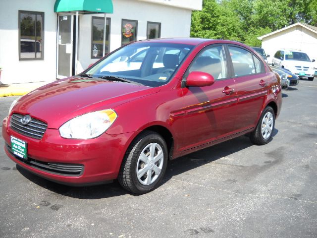 2006 Hyundai Accent FWD 4dr Sport