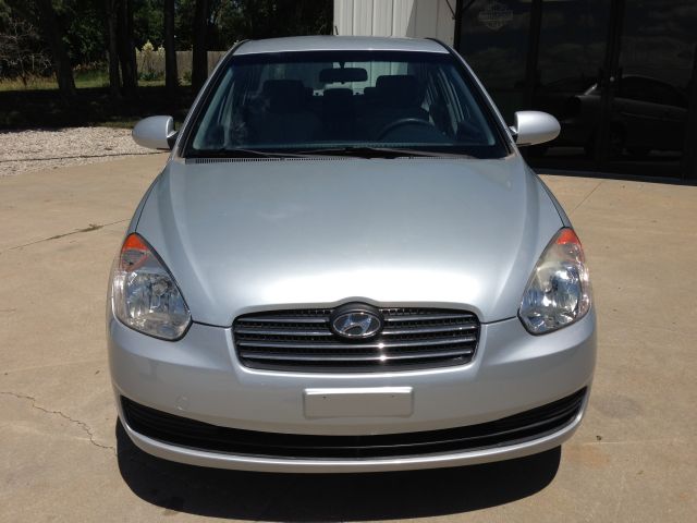 2006 Hyundai Accent FWD 4dr Sport