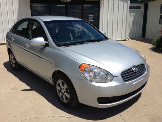 2006 Hyundai Accent FWD 4dr Sport