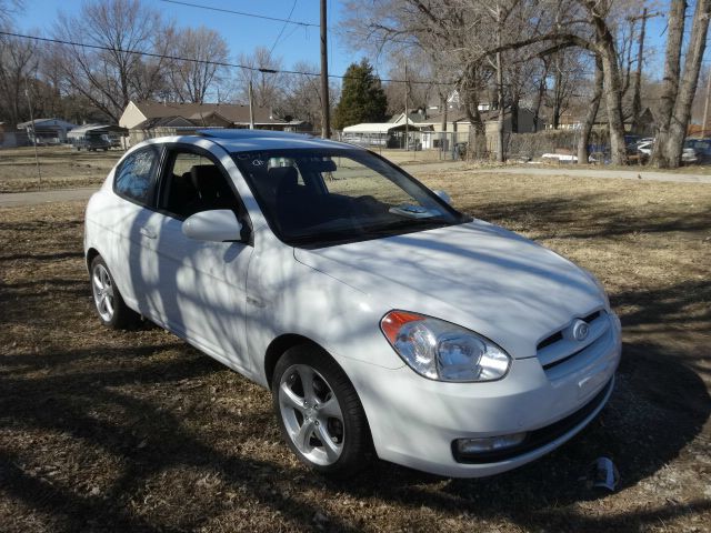 2009 Hyundai Accent LS LOW Milesfactory Warranty Sedan