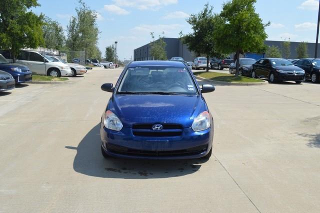 2009 Hyundai Accent XLS