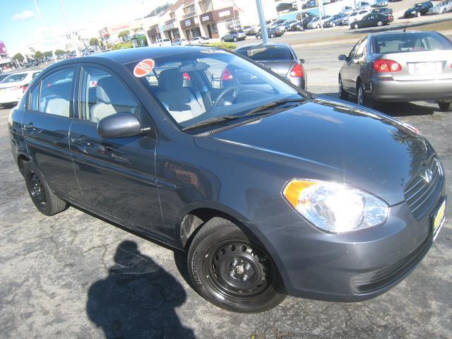 2010 Hyundai Accent FWD 4dr Sport