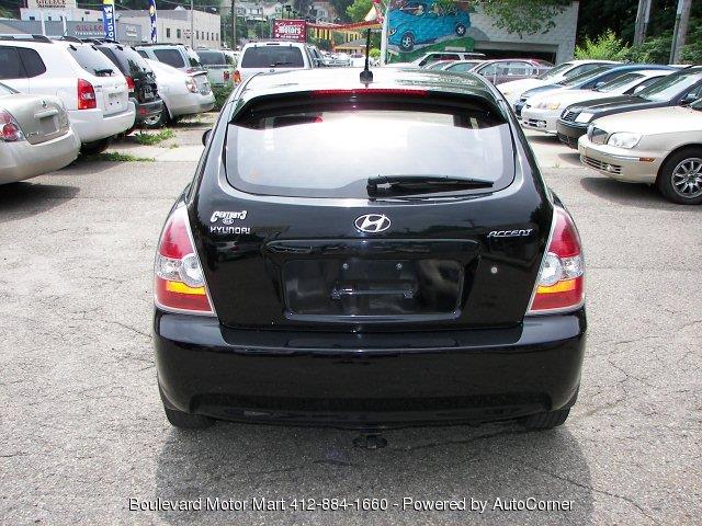 2010 Hyundai Accent Unknown