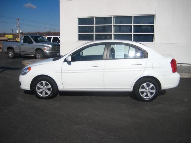 2010 Hyundai Accent Unknown