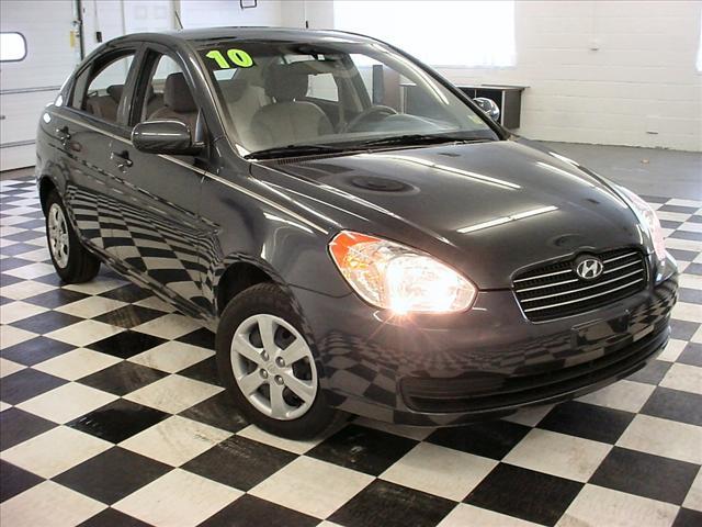 2010 Hyundai Accent FWD 4dr Sport