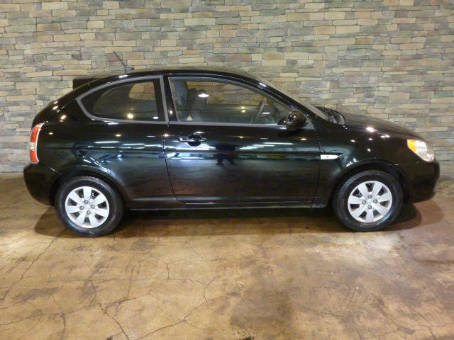 2011 Hyundai Accent XLS