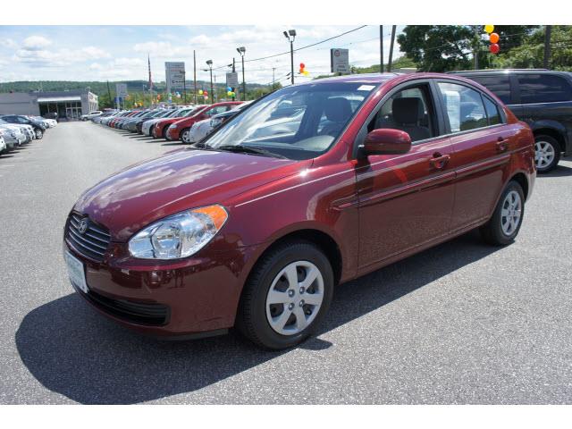 2011 Hyundai Accent FWD 4dr Sport