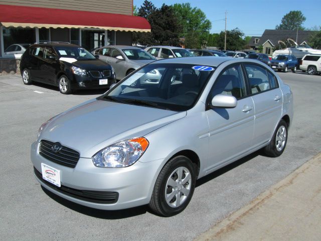 2011 Hyundai Accent ST Sport SLT TRX4 Off Road Laramie