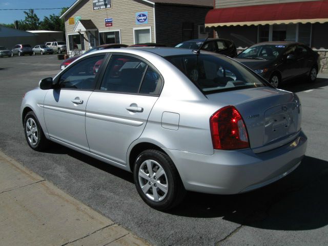 2011 Hyundai Accent ST Sport SLT TRX4 Off Road Laramie