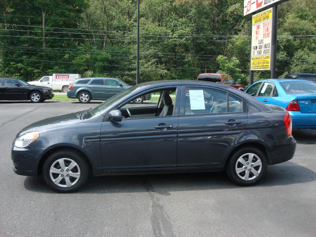 2011 Hyundai Accent ST Sport SLT TRX4 Off Road Laramie