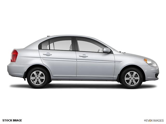 2011 Hyundai Accent FWD 4dr Sport