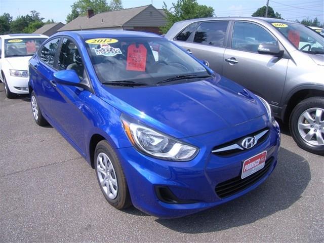 2012 Hyundai Accent FWD 4dr Sport