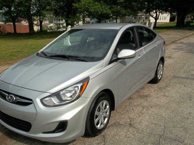 2012 Hyundai Accent ST Sport SLT TRX4 Off Road Laramie