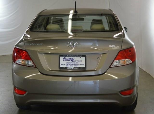 2012 Hyundai Accent FWD 4dr Sport