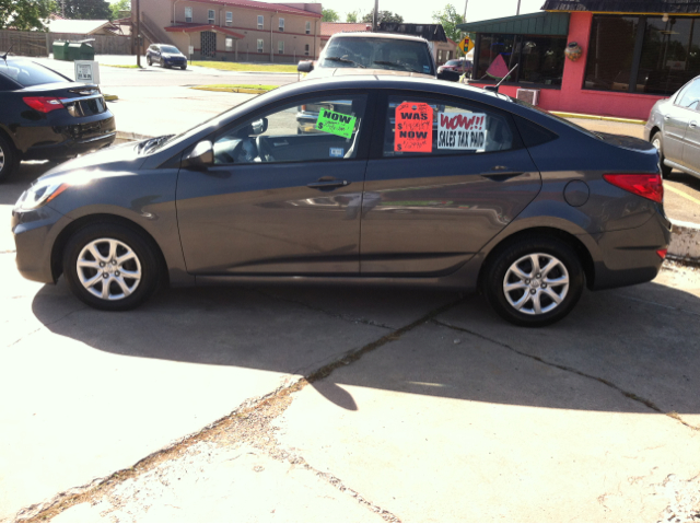 2012 Hyundai Accent ST Sport SLT TRX4 Off Road Laramie
