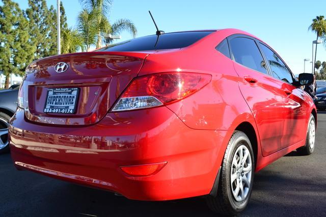 2012 Hyundai Accent FWD 4dr Sport