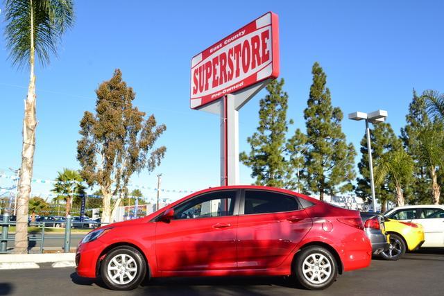 2012 Hyundai Accent FWD 4dr Sport
