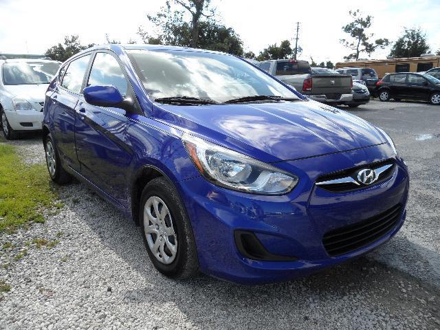 2013 Hyundai Accent Hi Top Handycap Transport