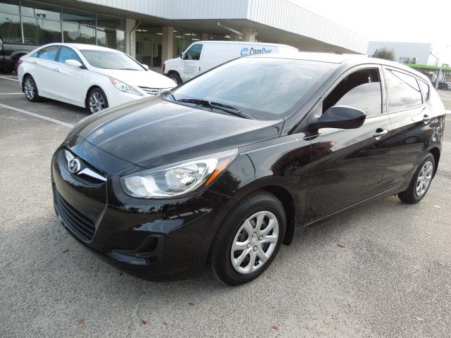 2013 Hyundai Accent XLS