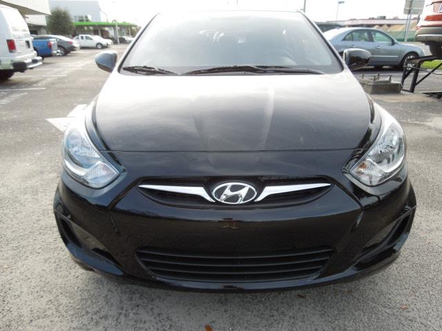 2013 Hyundai Accent XLS