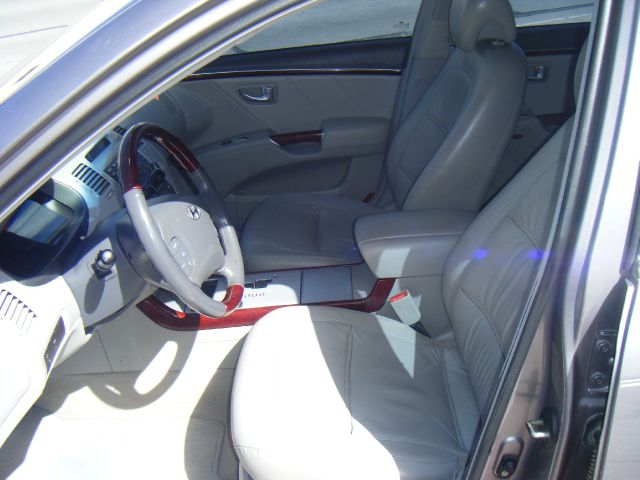 2006 Hyundai Azera SLT 25