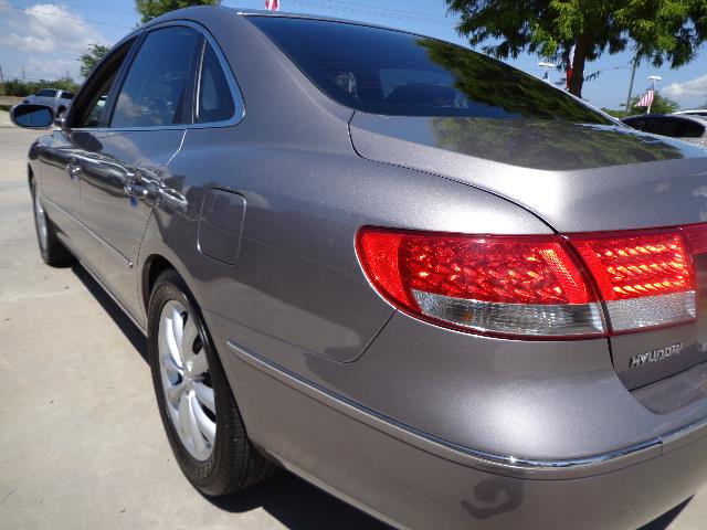 2006 Hyundai Azera Sle25004x4