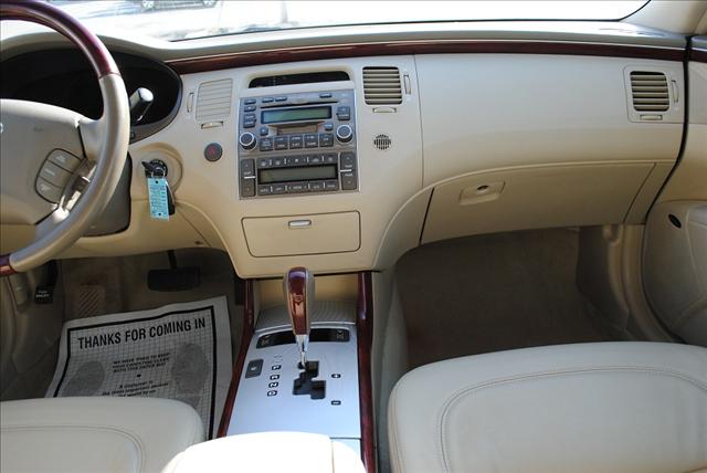 2006 Hyundai Azera SE