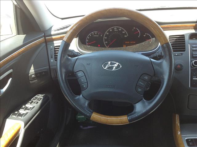 2006 Hyundai Azera SE