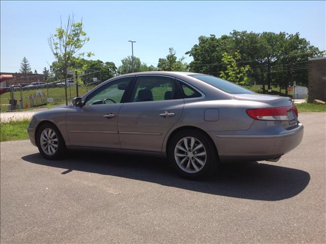 2006 Hyundai Azera SE