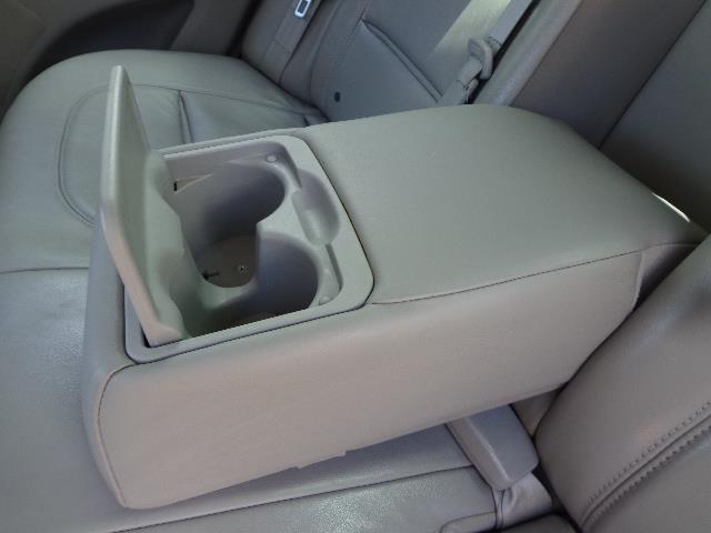 2007 Hyundai Azera 320 W/ Sunroof