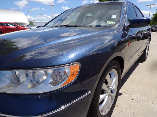 2007 Hyundai Azera 320 W/ Sunroof