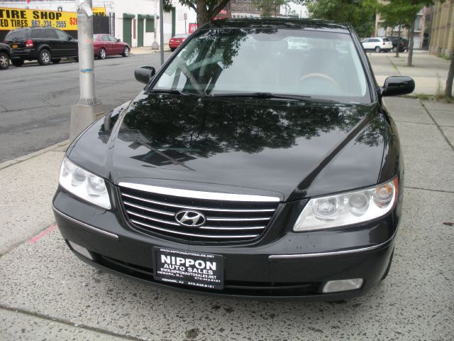 2007 Hyundai Azera G2500 Van
