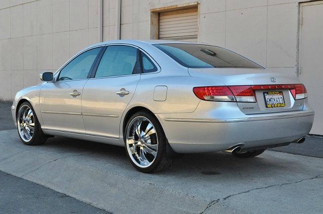 2007 Hyundai Azera SLT 25