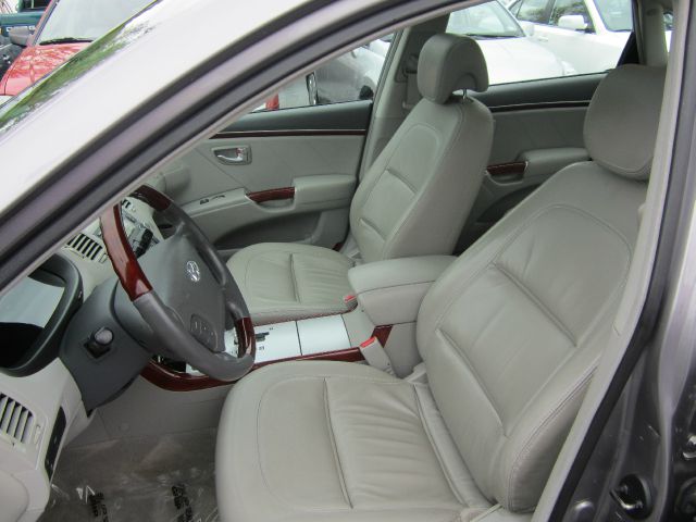 2007 Hyundai Azera SLT 25