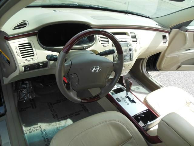 2008 Hyundai Azera SLT 25