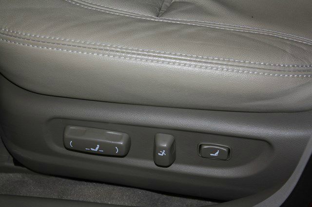 2009 Hyundai Azera FWD 4dr Sport