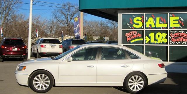 2009 Hyundai Azera FWD 4dr Sport