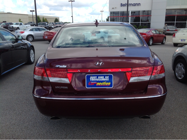 2009 Hyundai Azera FWD 4dr Sport