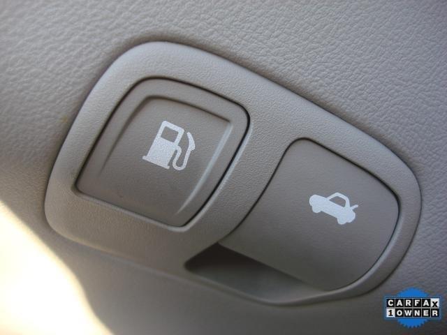 2011 Hyundai Azera FWD 4dr Sport